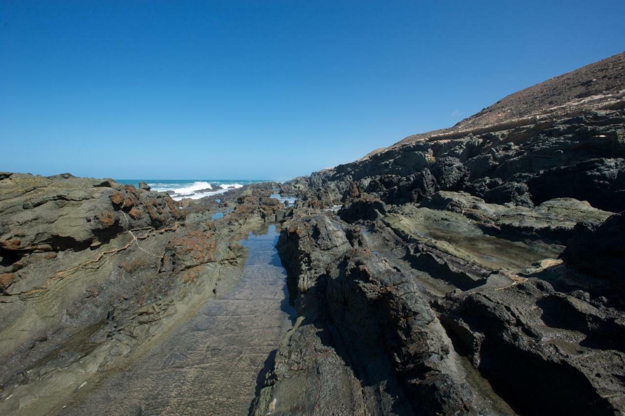 Los Lagos Roque Exterior foto